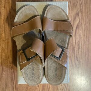 NEW Taos My Dear Leather Sandals with Buckle in Hazelnut Size 9.5